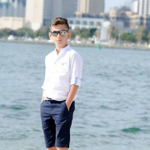 Meet your Posher, Yousif